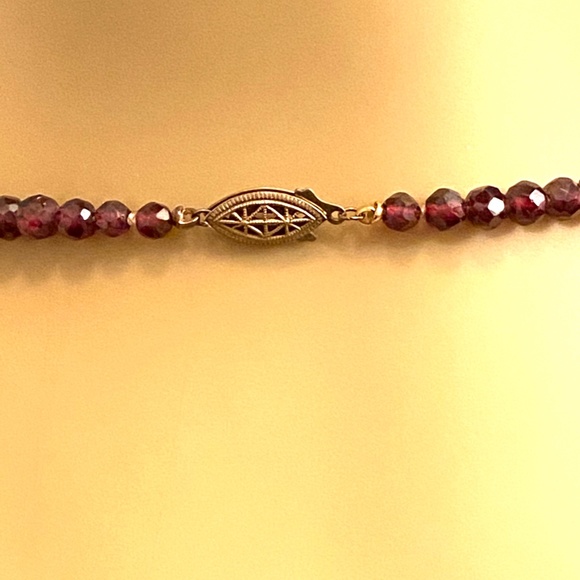Garnet Necklace Choker Faceted Beads Antique Edwardian to Victorian Era - Picture 4 of 6